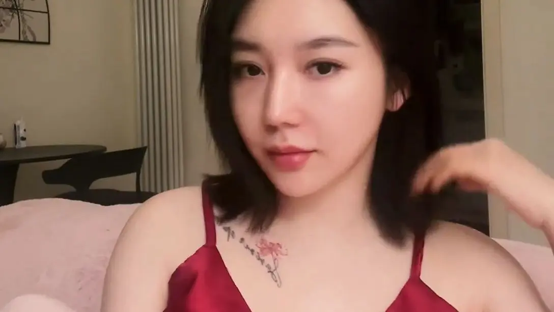 《eliy》相关资源图片